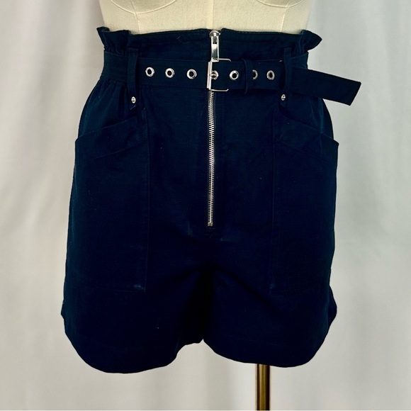 Banana Republic Paperbag Shorts (786) - Picture 4 of 14